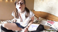 Petite Chick loves dildoing herself for you