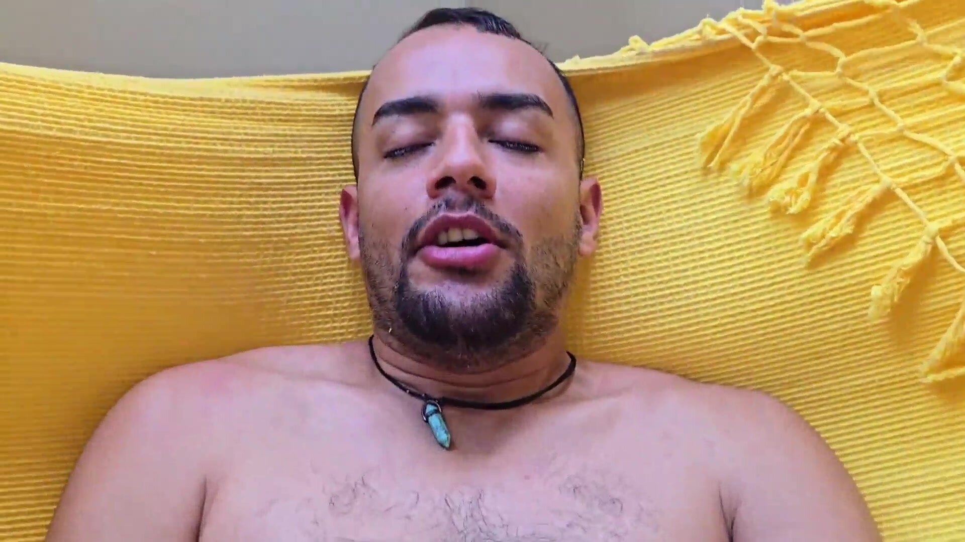 Homo porn video – NATIVO FODENDO NA REDE PELA PRIMEIRA VEZ FULL RED