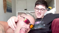 NERD PAUZUDO FODE MALOCA SEM CAPA